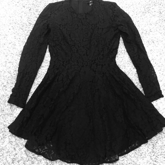 NWOT H&M Size 4 Women Dress. - Picture 5 of 8